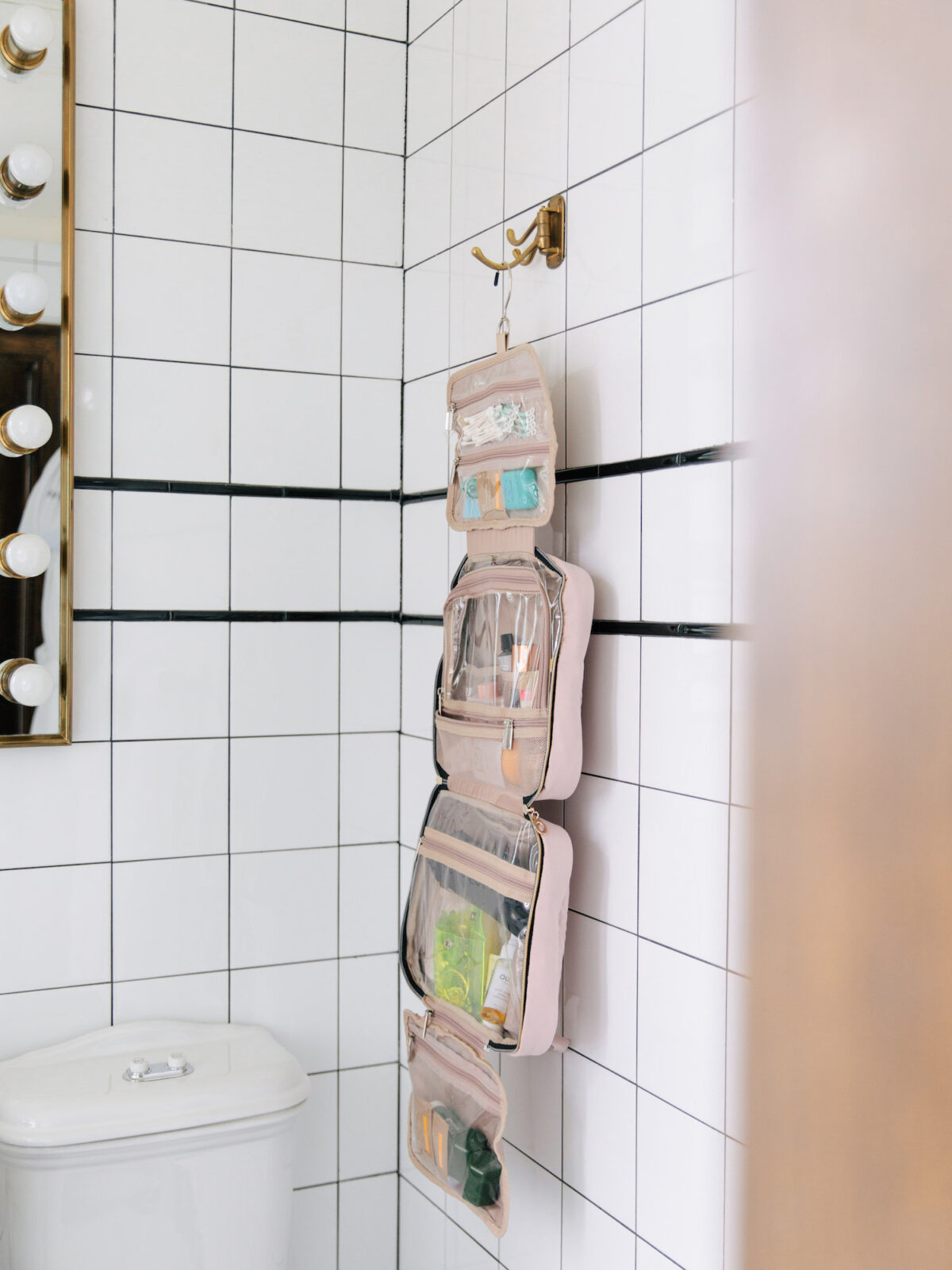 The Best Travel Bag for Toiletries