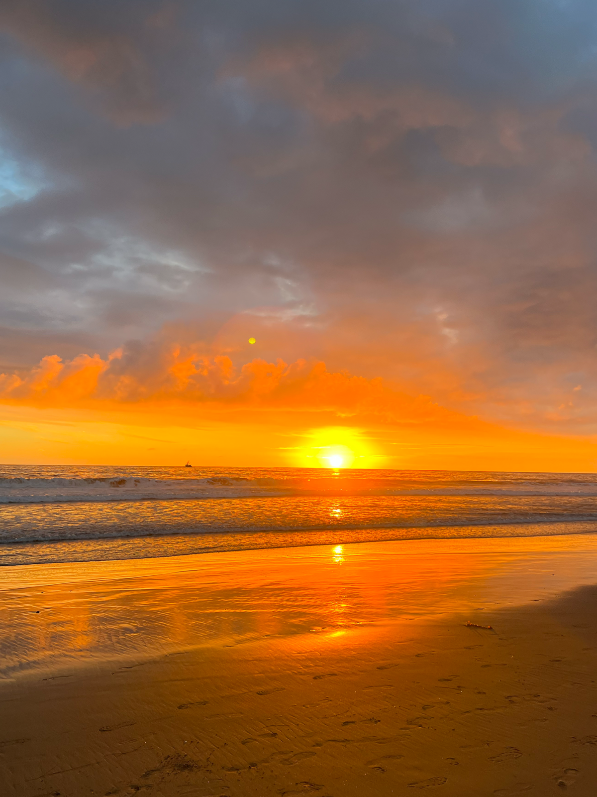 Sunset - Bits & Pieces from Break